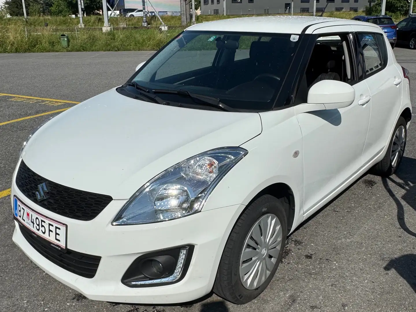 Suzuki Swift Swift 1,2 4WD Shine Shine White - 1