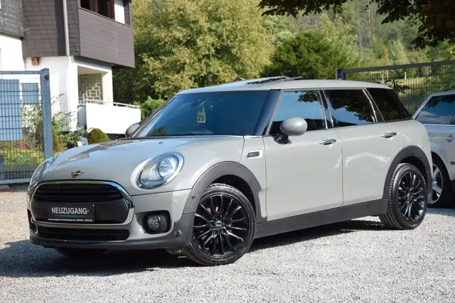 MINI One Clubman One D/PANO/PEPPER/NAVI/SHZ/TEMPO/