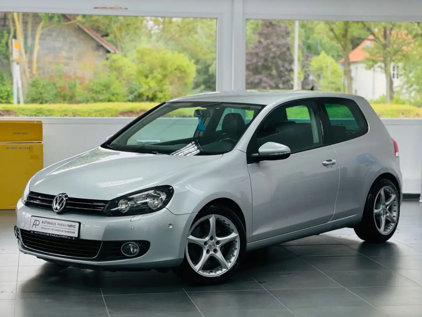 Volkswagen Golf VI Highline 1.4 TSI DSG *NAVI*PDC*TEMPOMAT Argent - 2