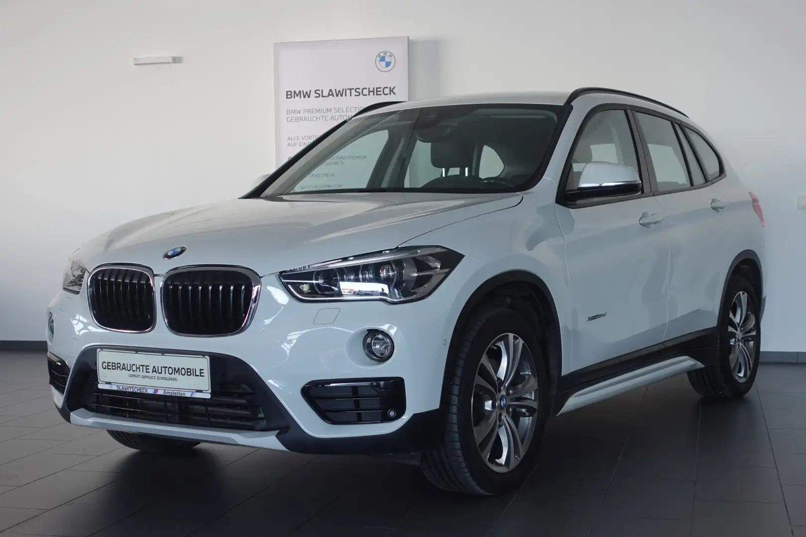 BMW X1 xDrive18d F48 Weiß - 1