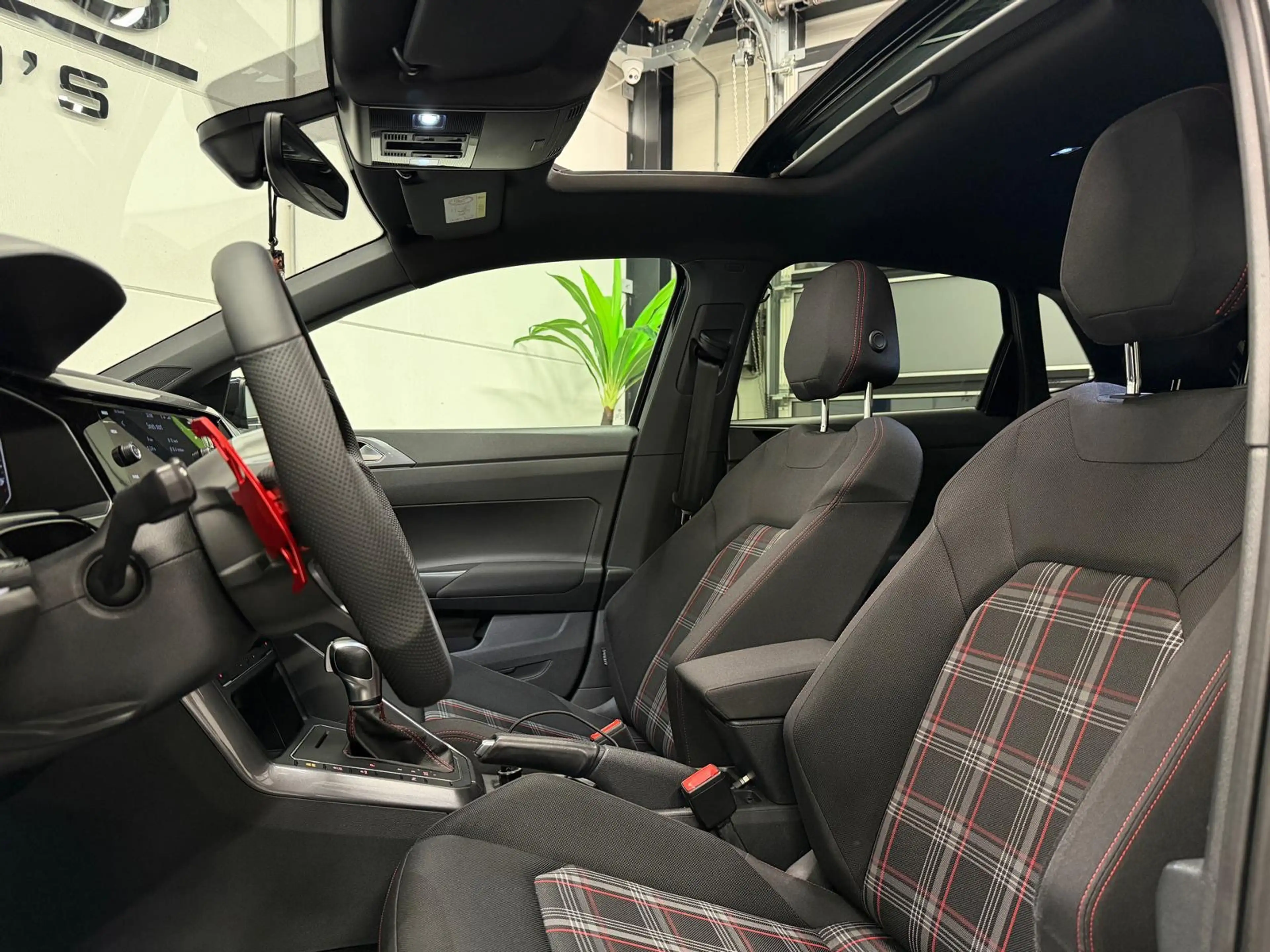 Volkswagen Polo GTI 2.0 TSI GTI|Pano|Virtual|Beats|Camera| — photo 15