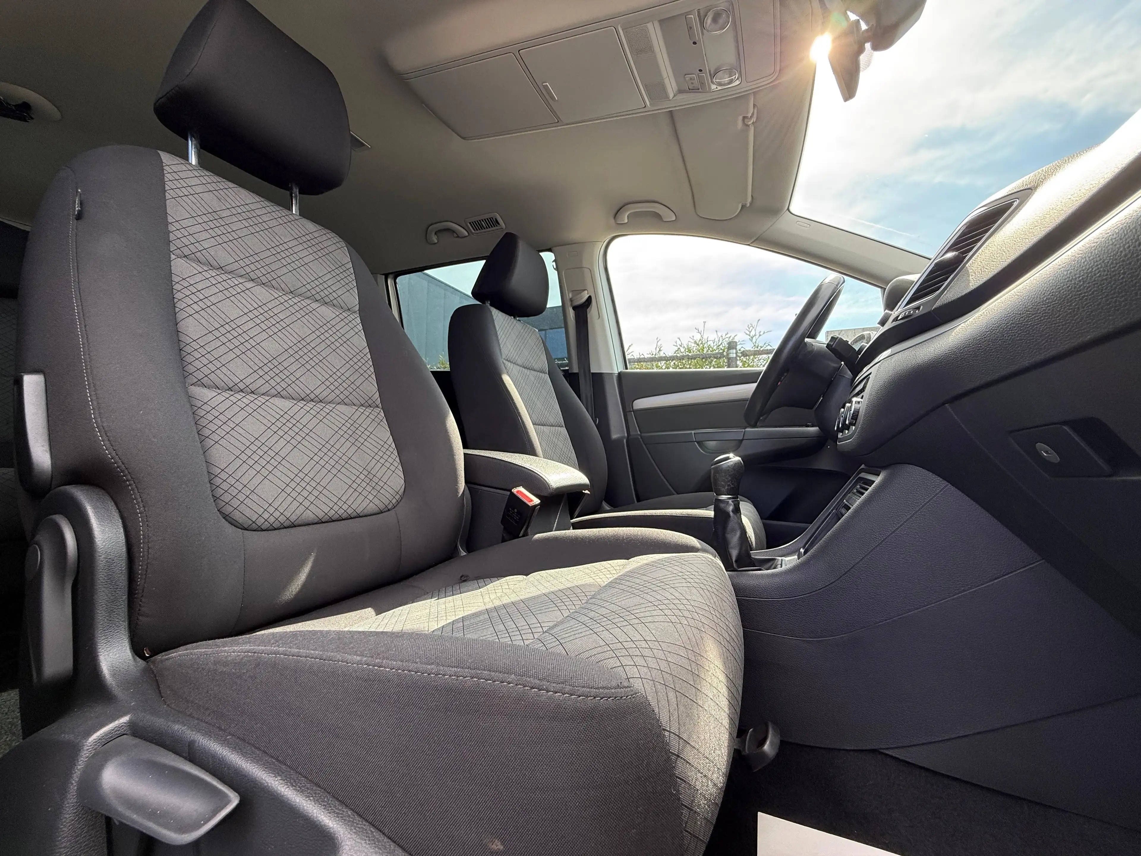 Volkswagen Sharan TDi / 2.0 Diesel / 7-zitplaatsen / euro 6b / 12 mnd Waarborg — photo 14