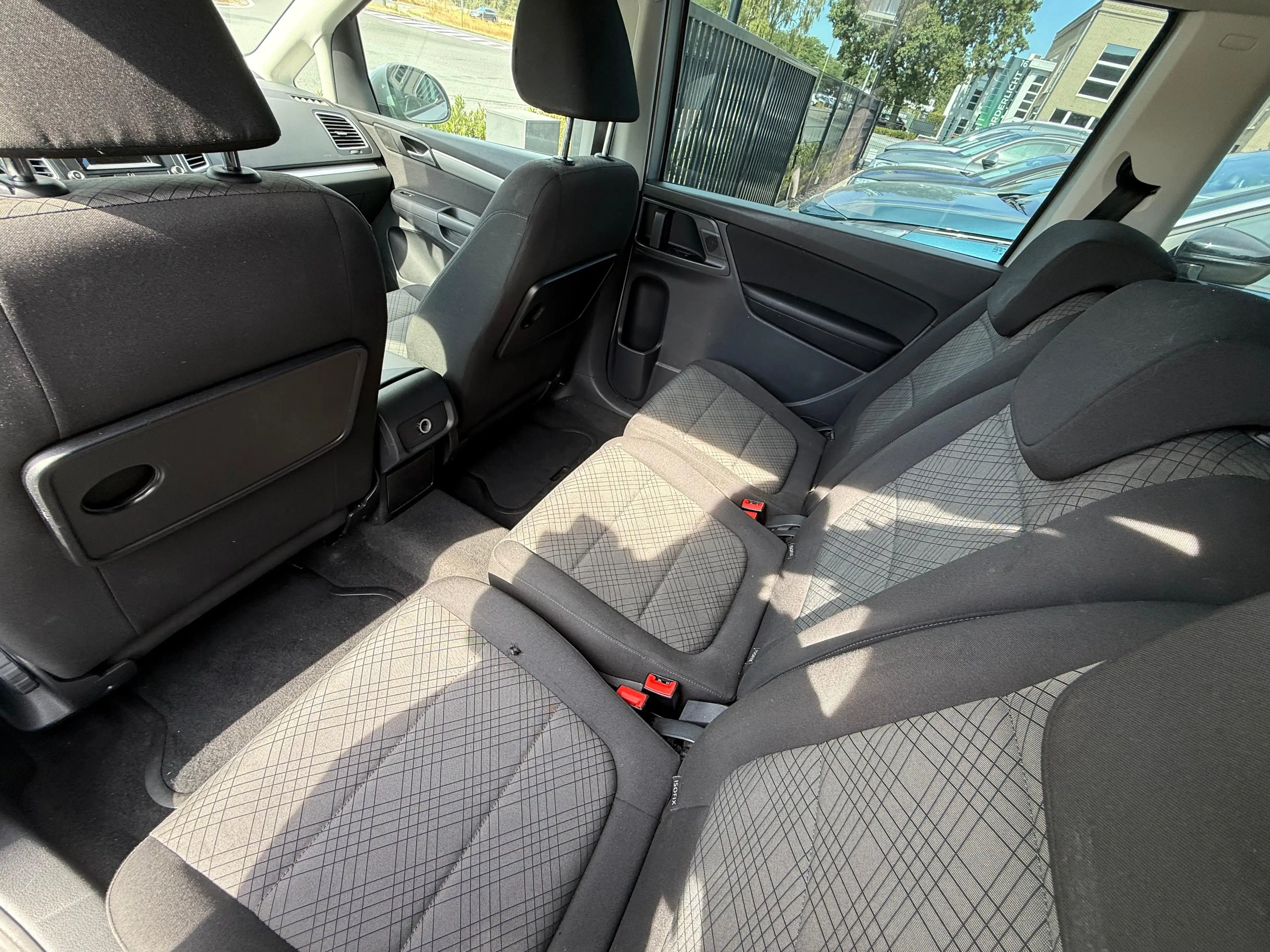 Volkswagen Sharan TDi / 2.0 Diesel / 7-zitplaatsen / euro 6b / 12 mnd Waarborg — photo 20
