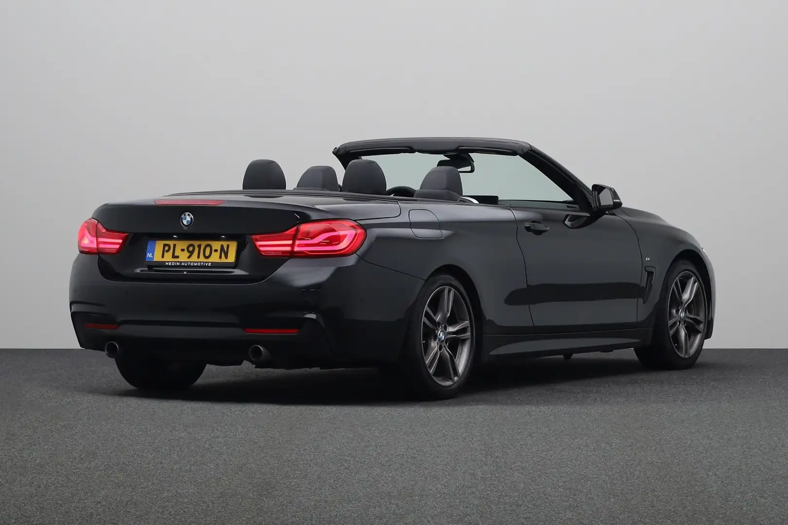 BMW 440 4-serie Cabrio 440i High Executive | Achteruitrijc Schwarz - 2
