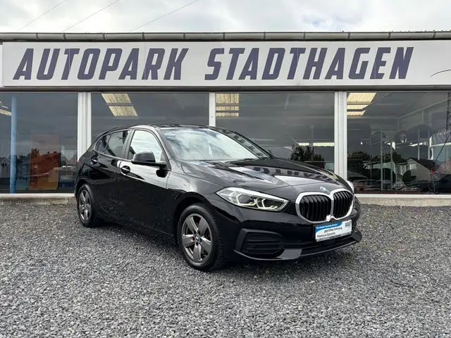 Bmw 118 I Advantage AHK | LED | PANO | DAB