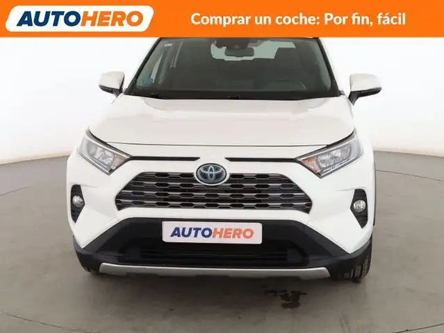Toyota RAV4 view 9