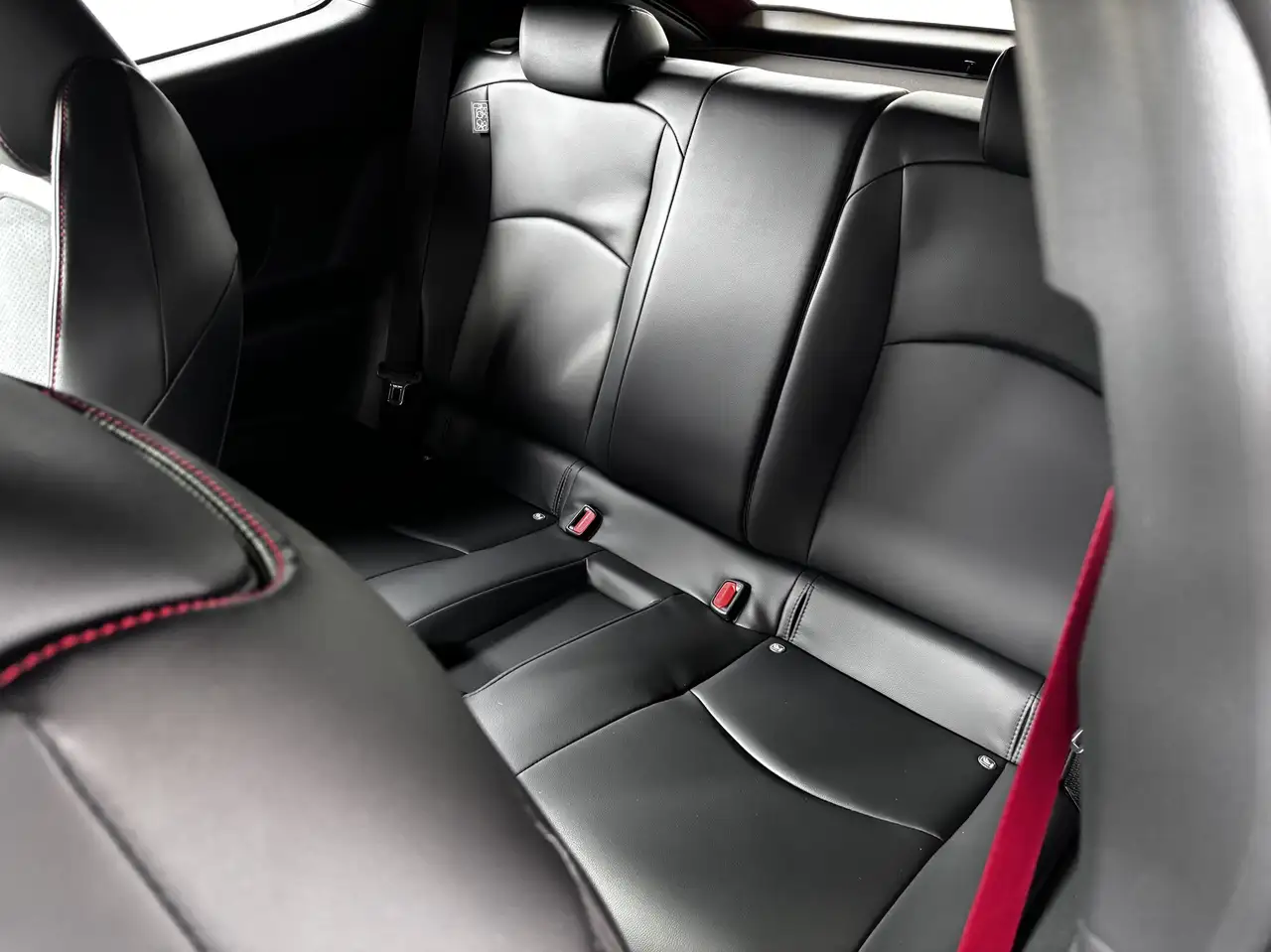 Toyota Yaris 2026 — фото 13