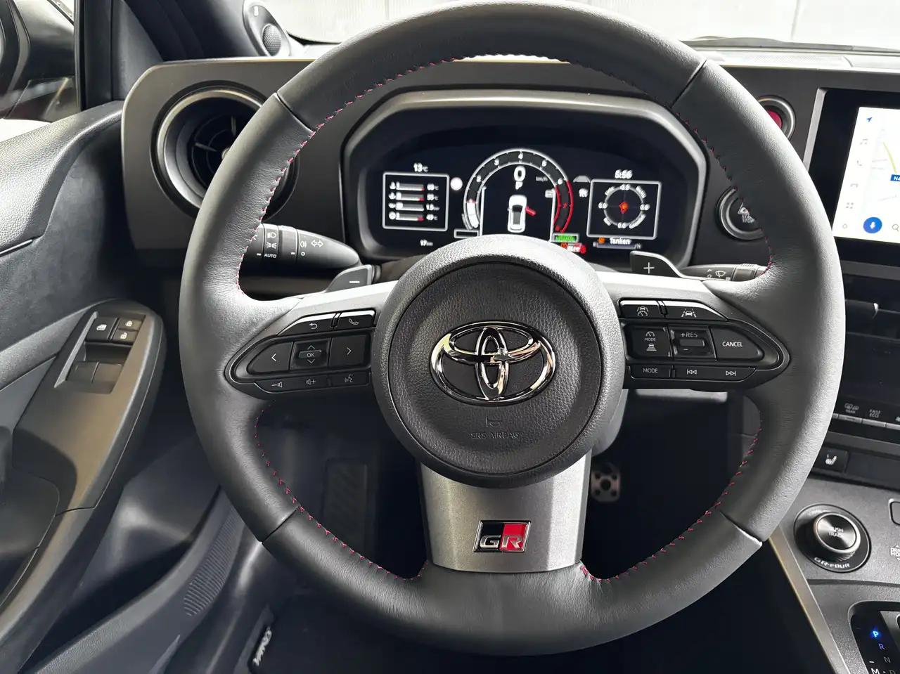 Toyota Yaris 2026 — фото 12