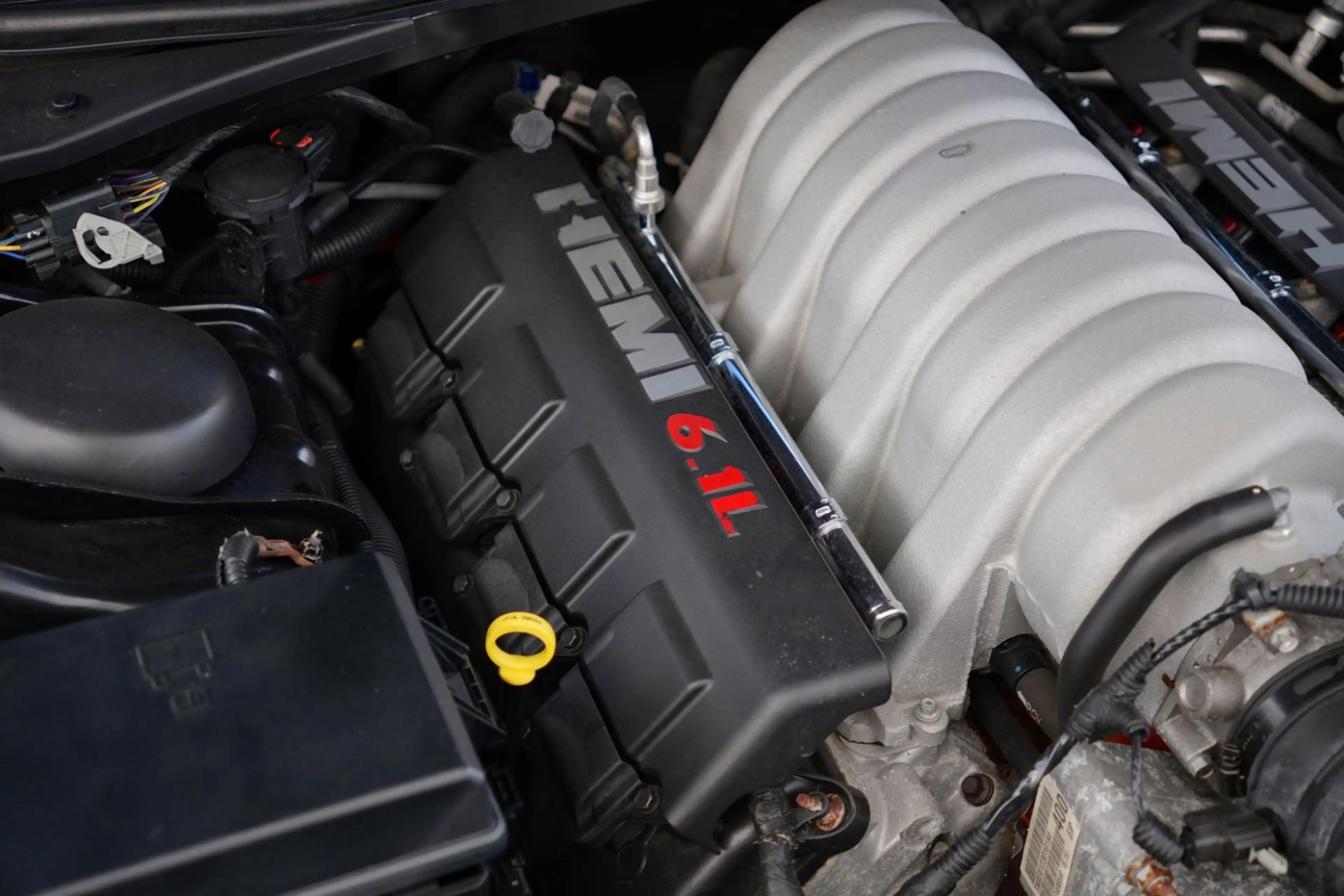 Dodge Challenger 6.1 V8 SRT-8/NAVI/PDC/UNFALLFREI — photo 31