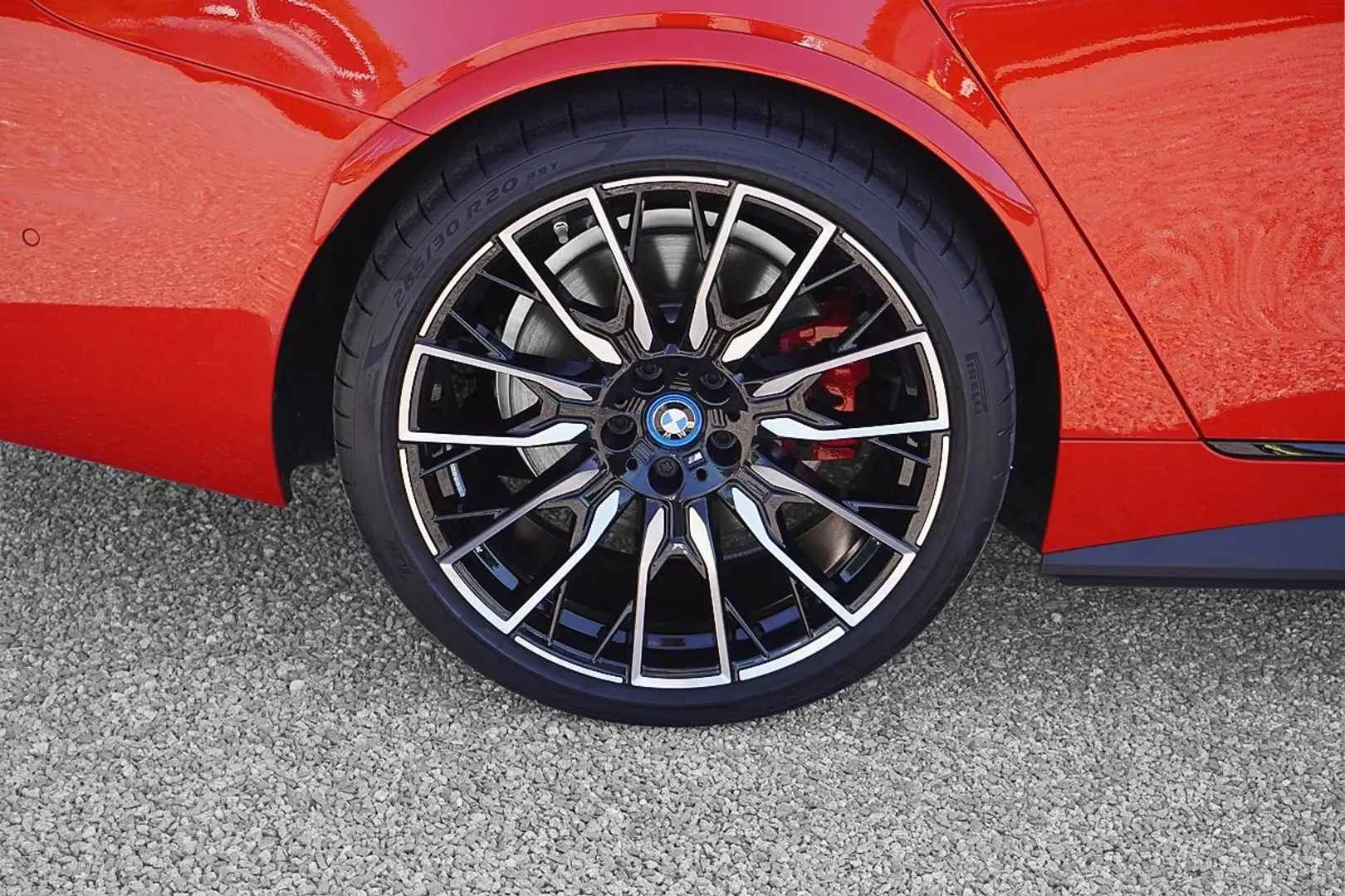 BMW i4 M50 Sonderlack Laserlicht Head-Up M Sport Pro AHK Rot - 2