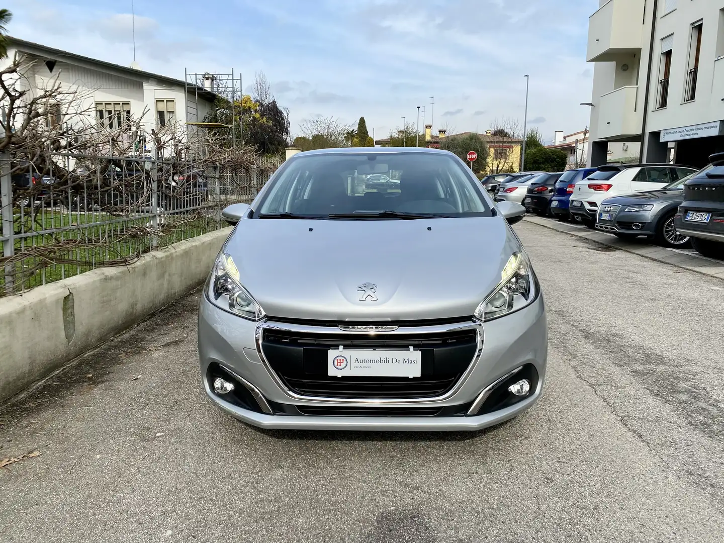 Peugeot 208 5p 1.2 puretech Active 82cv Distribuzione fatta! Grau - 2