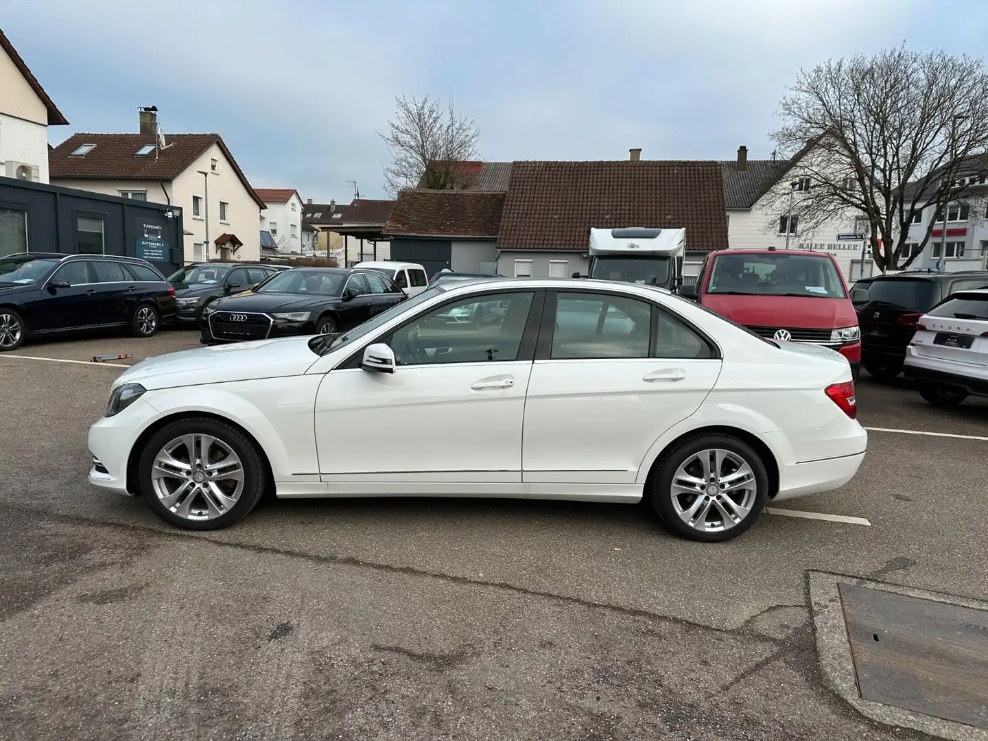 Mercedes-Benz C 180 CGI BlueEff Avantgarde*7G*NAVI*SHZ*TEMPO* Weiß - 2
