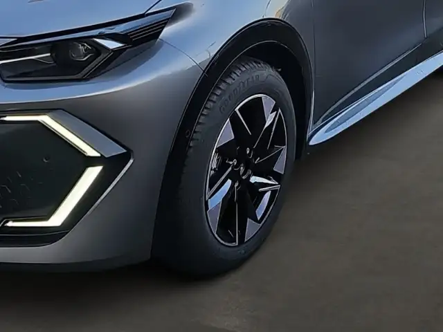 Renault Clio view 6