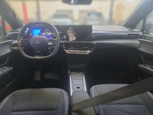 Renault Clio view 12