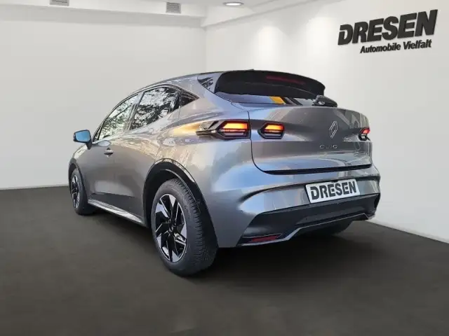 Renault Clio view 4