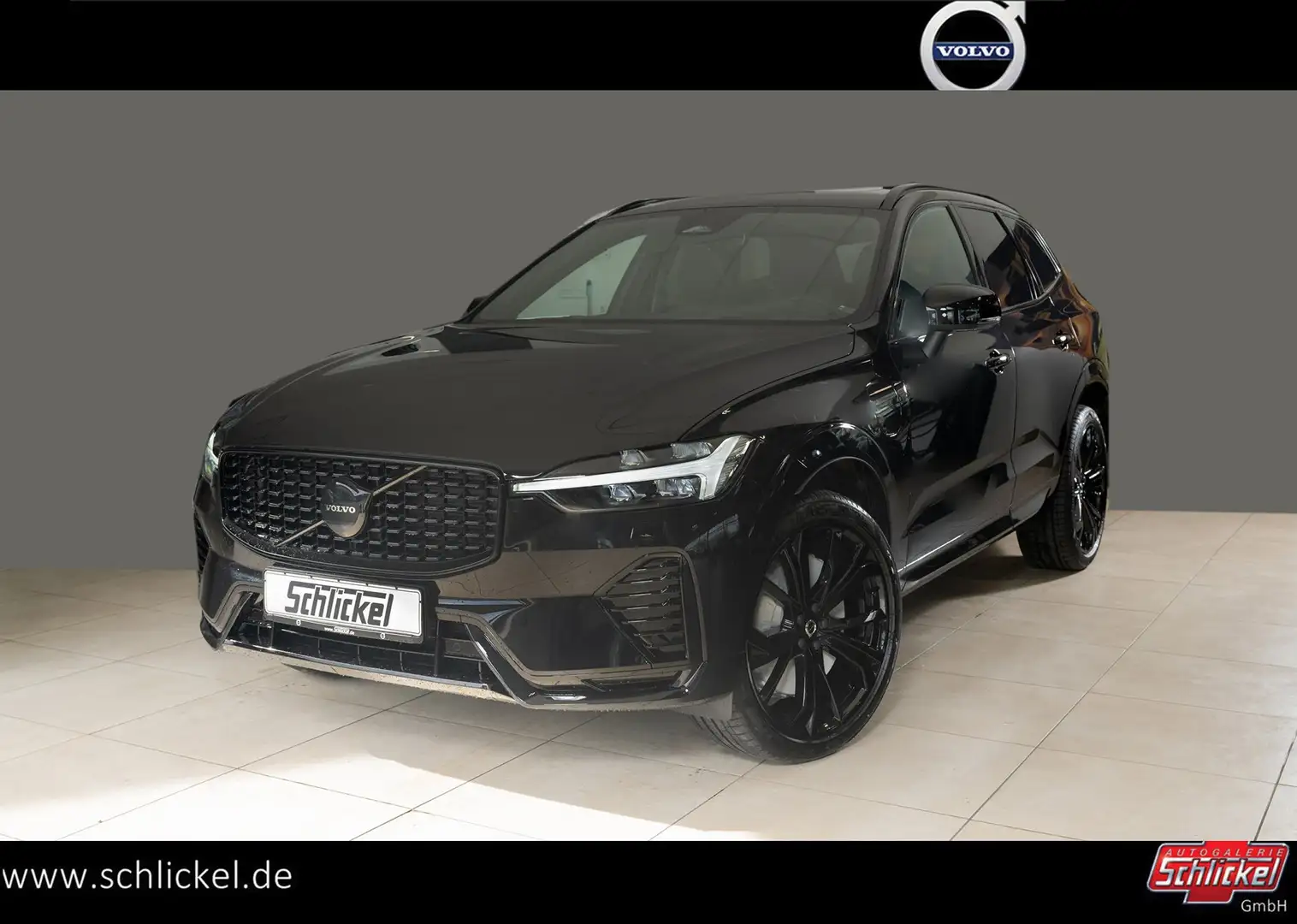 Volvo XC60 T6 Ultra Black Edition Plug-In Hybrid AWD Černá - 1