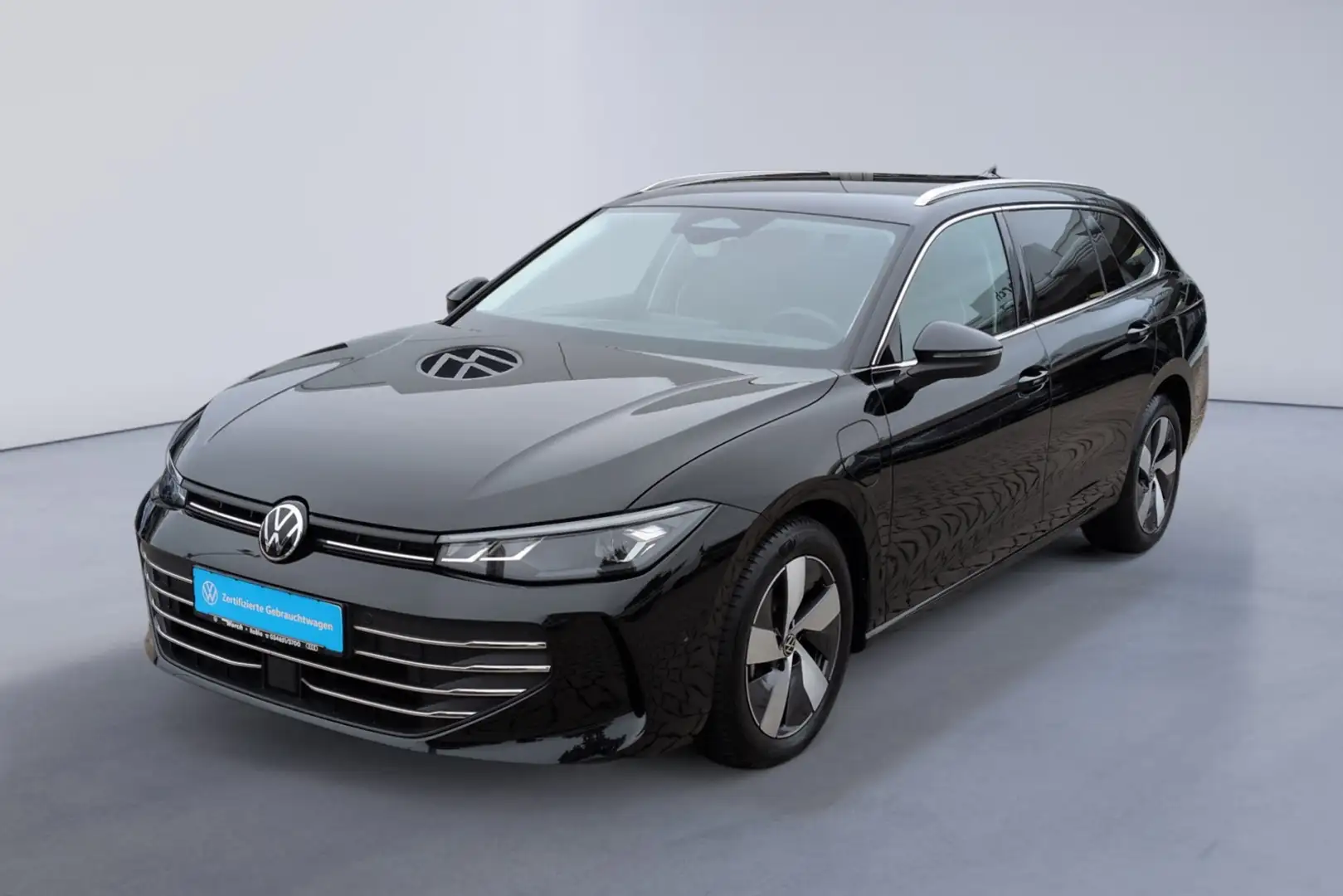 Volkswagen Passat Variant 1.5 eTSI eHybrid DSG Business AHK Schwarz - 1
