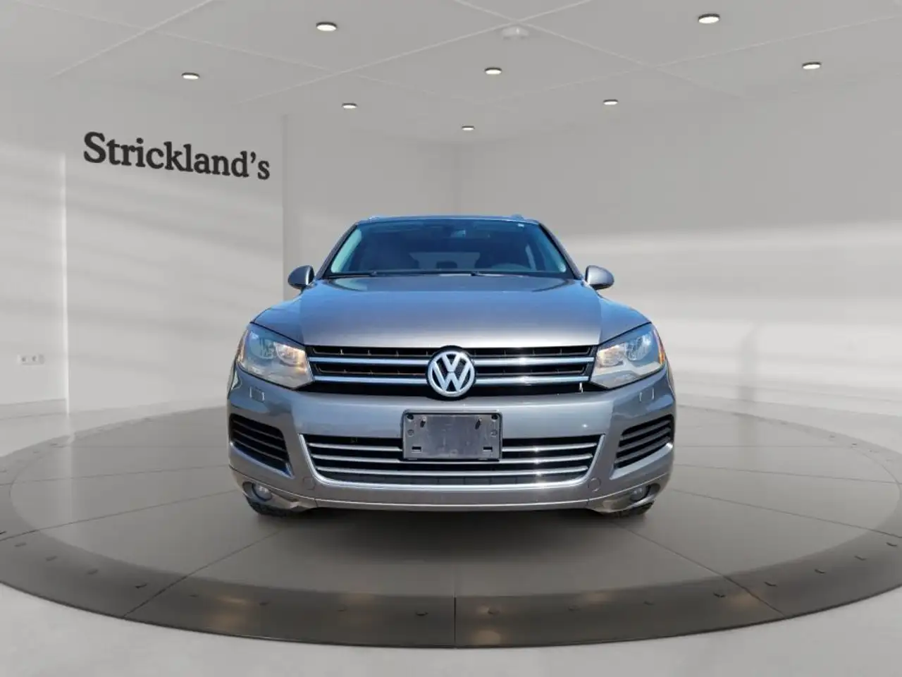 Volkswagen Touareg снимка Volkswagen Touareg