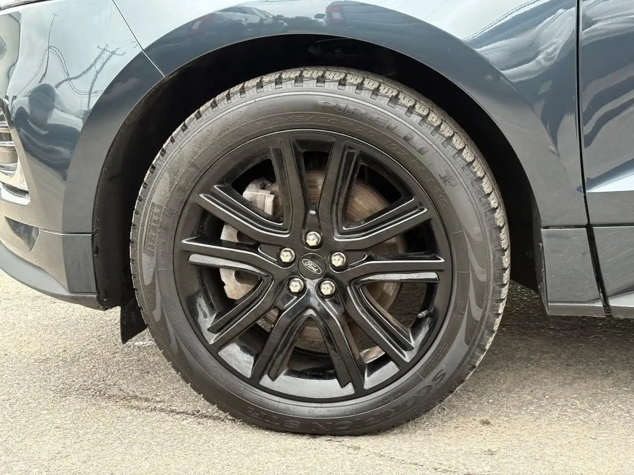 Ford Edge снимка Ford Edge