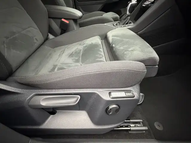 Volkswagen Tiguan view 14