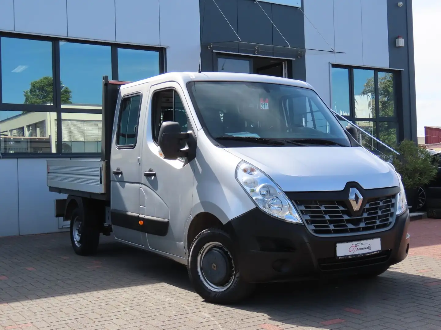 Renault Master III 1-Hd.  22.093 kKm Pritsche  L3H1 3,5t siva - 1