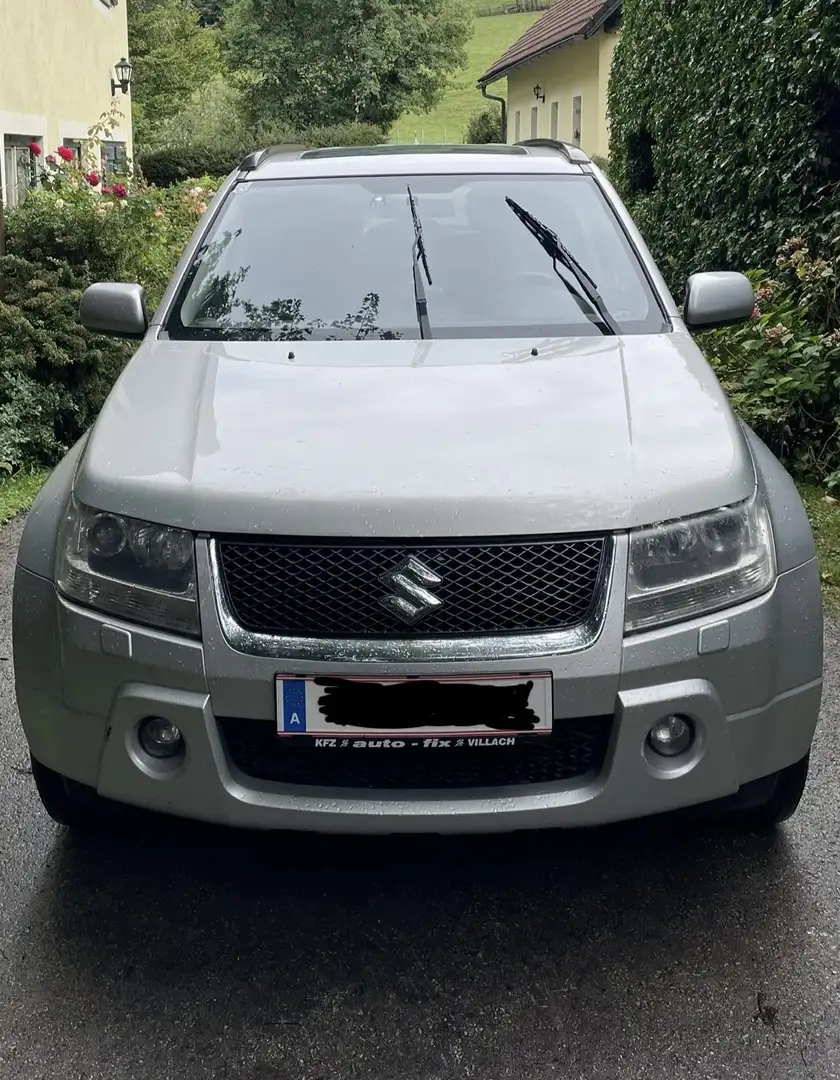 Suzuki Vitara 1,9 VX 5DR DDiS Grau - 1