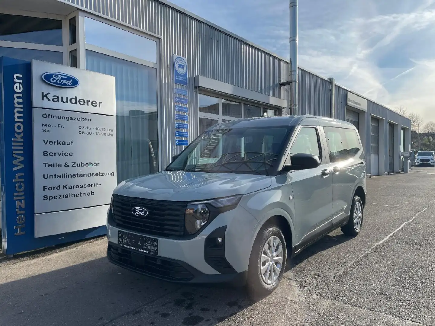 Ford Tourneo Courier Trend - 1