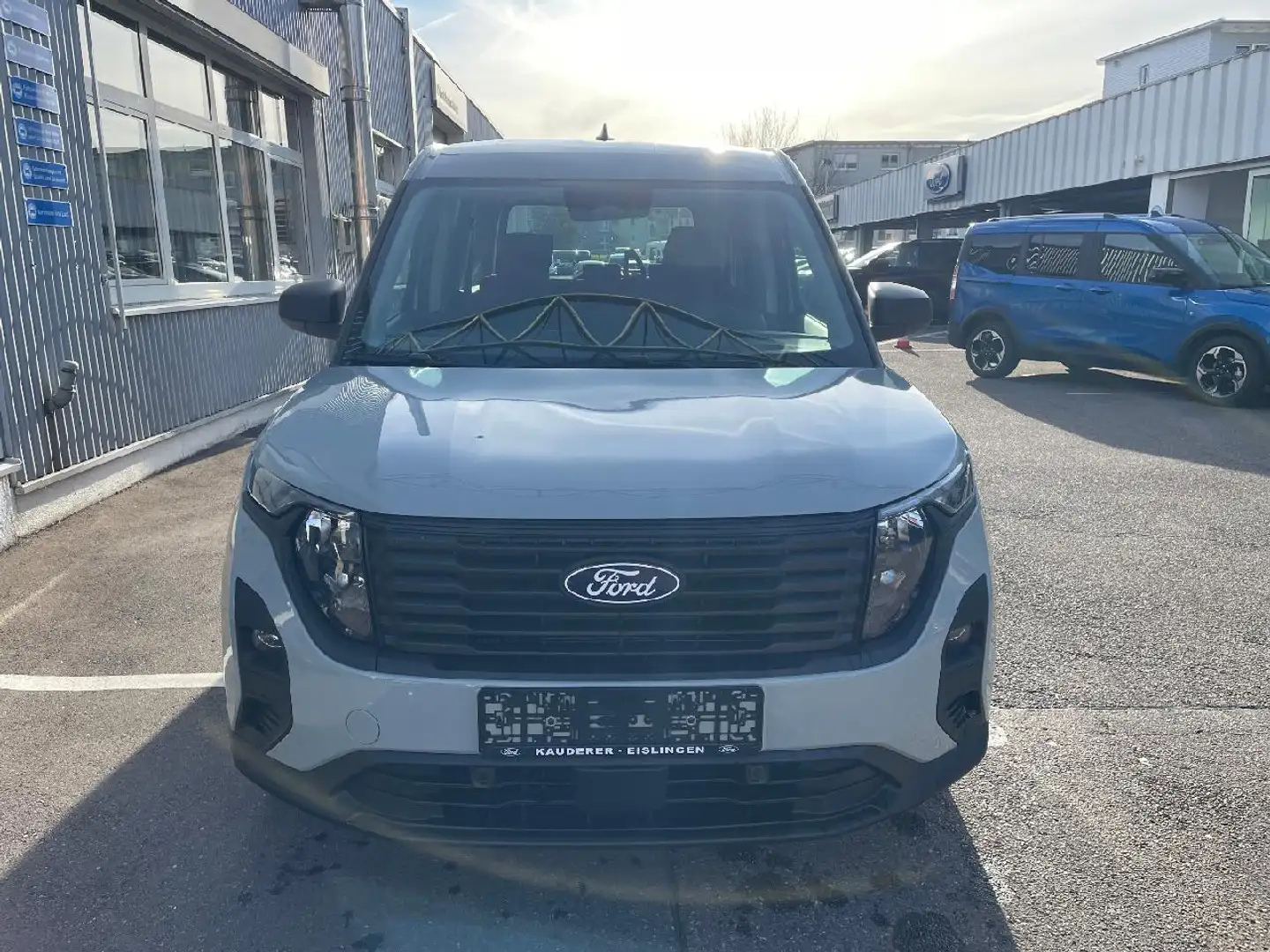 Ford Tourneo Courier Trend - 2