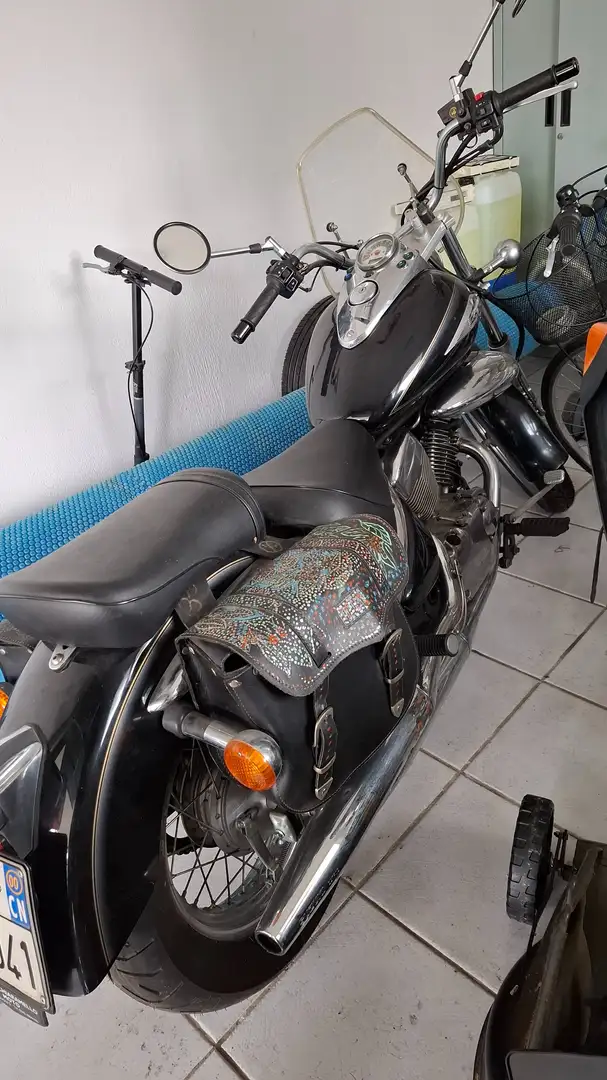 Suzuki Intruder C VL 250 Noir - 1