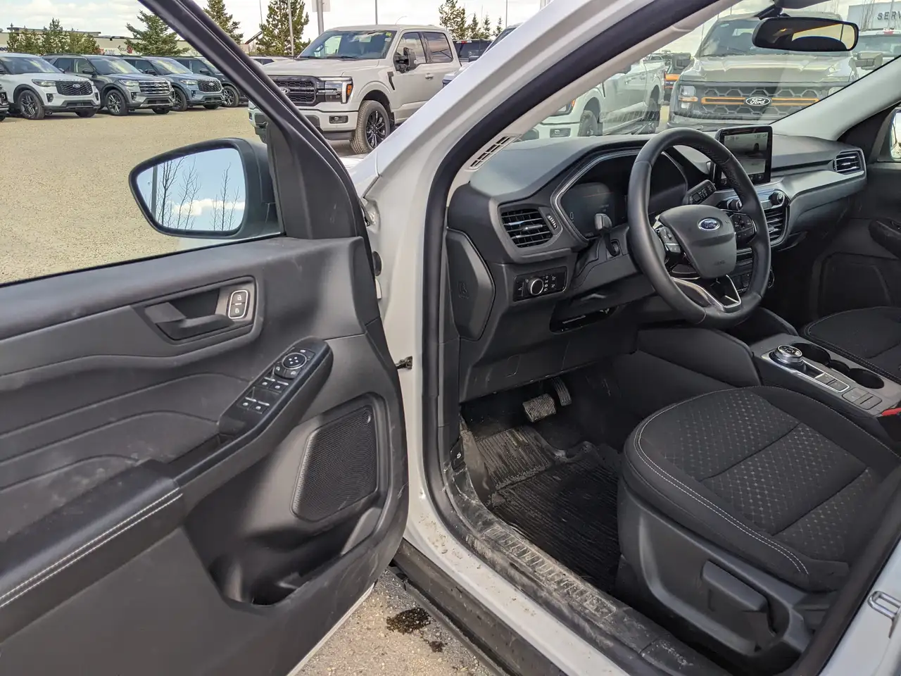 Ford Escape снимка Ford Escape