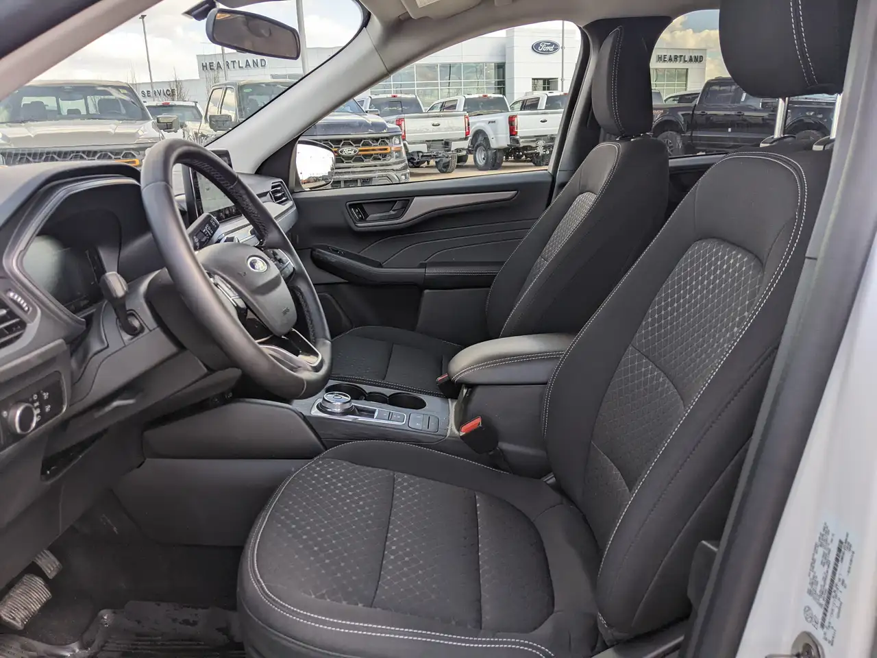 Ford Escape снимка Ford Escape