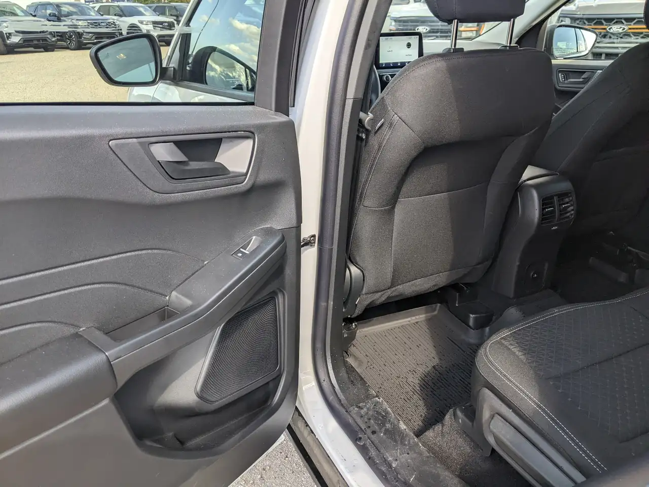 Ford Escape снимка Ford Escape