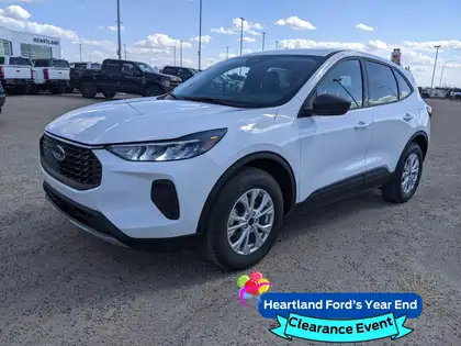 White 2025 Ford Escape Active AWD SUV / Crossover All-Wheel Drive 8-Speed Automatic