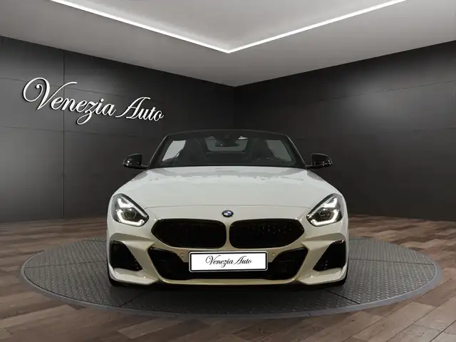 BMW Z4 view 2