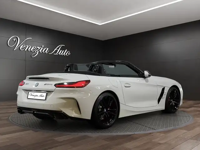 BMW Z4 view 4