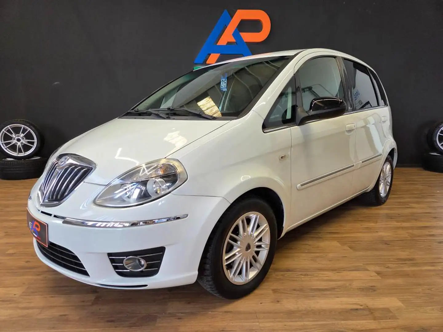 Lancia MUSA 1.4 16v 5th Avenue Bianco - 1