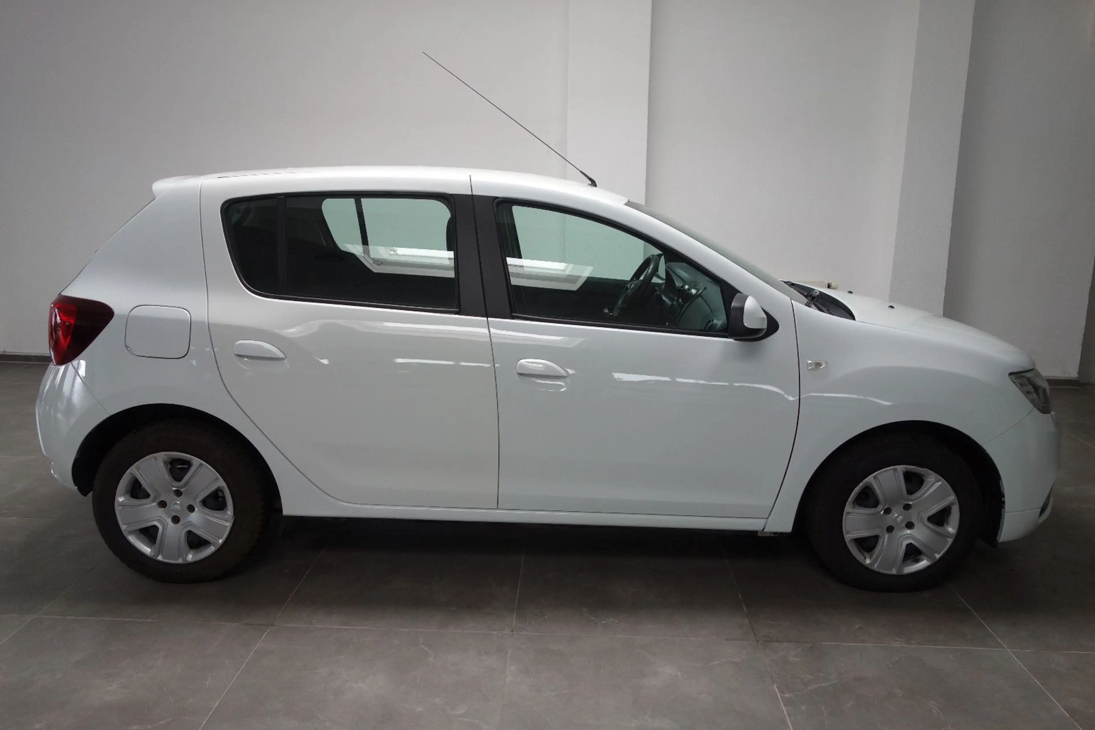 Dacia Sandero II Comfort Bivalent Klima/5-Gang/Tempoma — photo 7