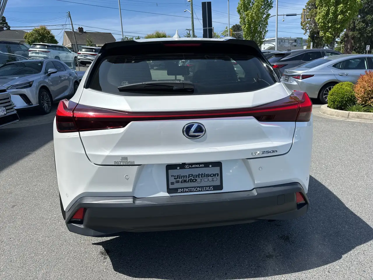 Lexus UX снимка Lexus UX