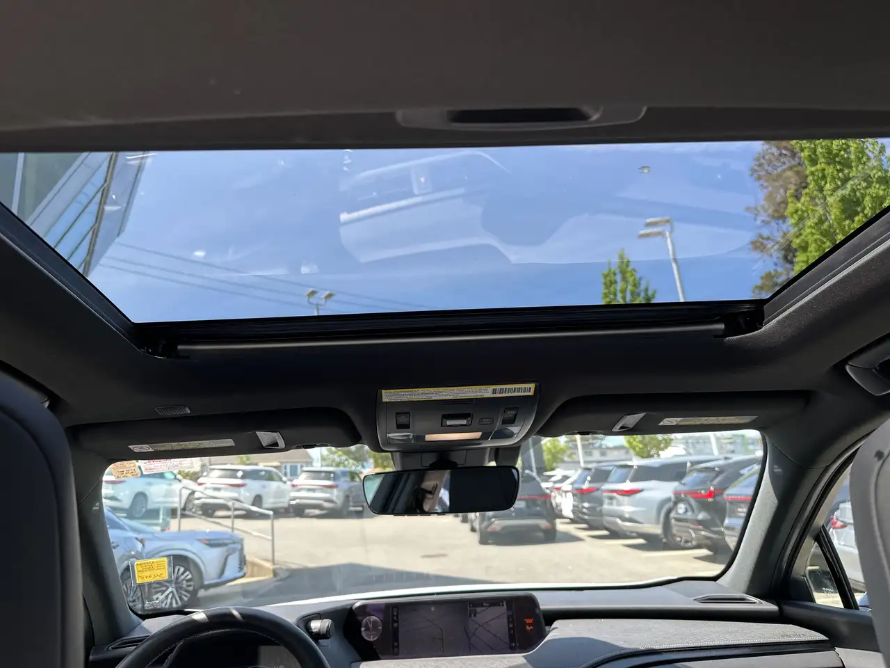 Lexus UX снимка Lexus UX