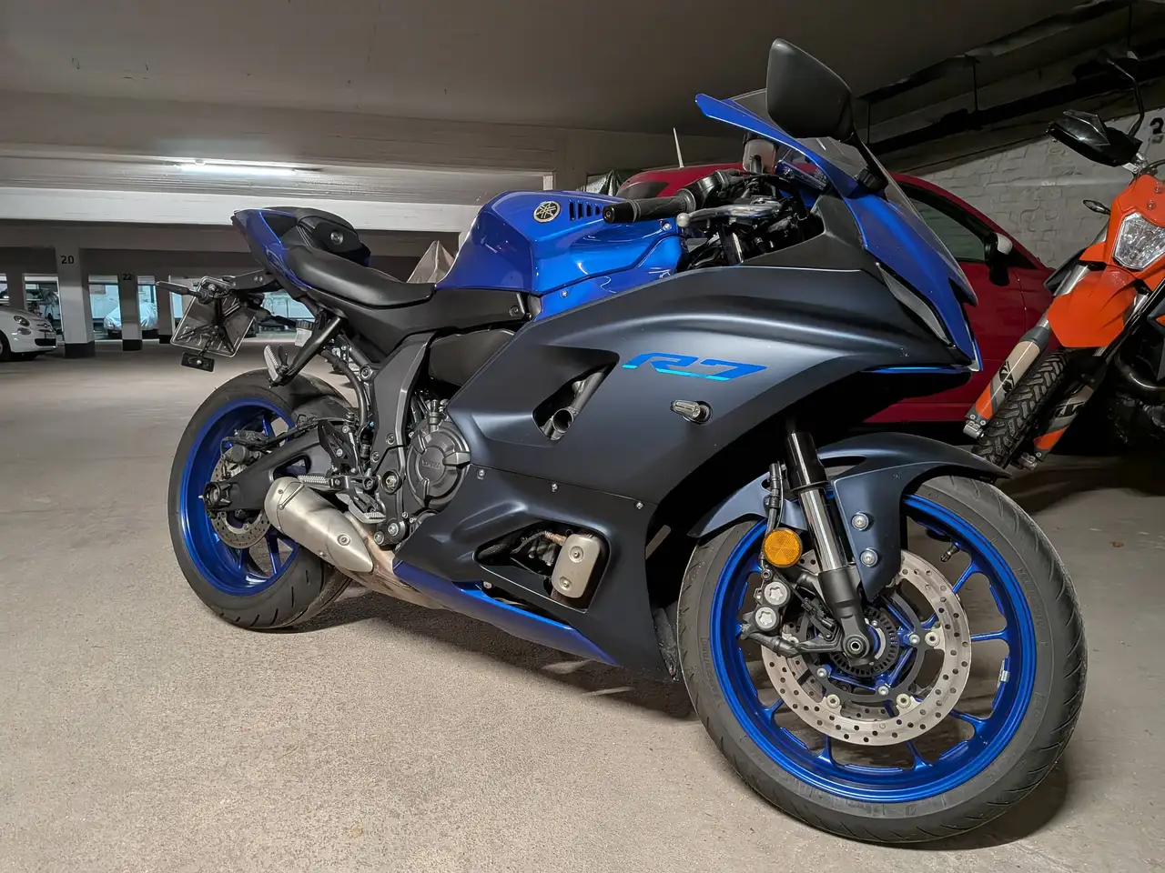 Yamaha YZF-R7