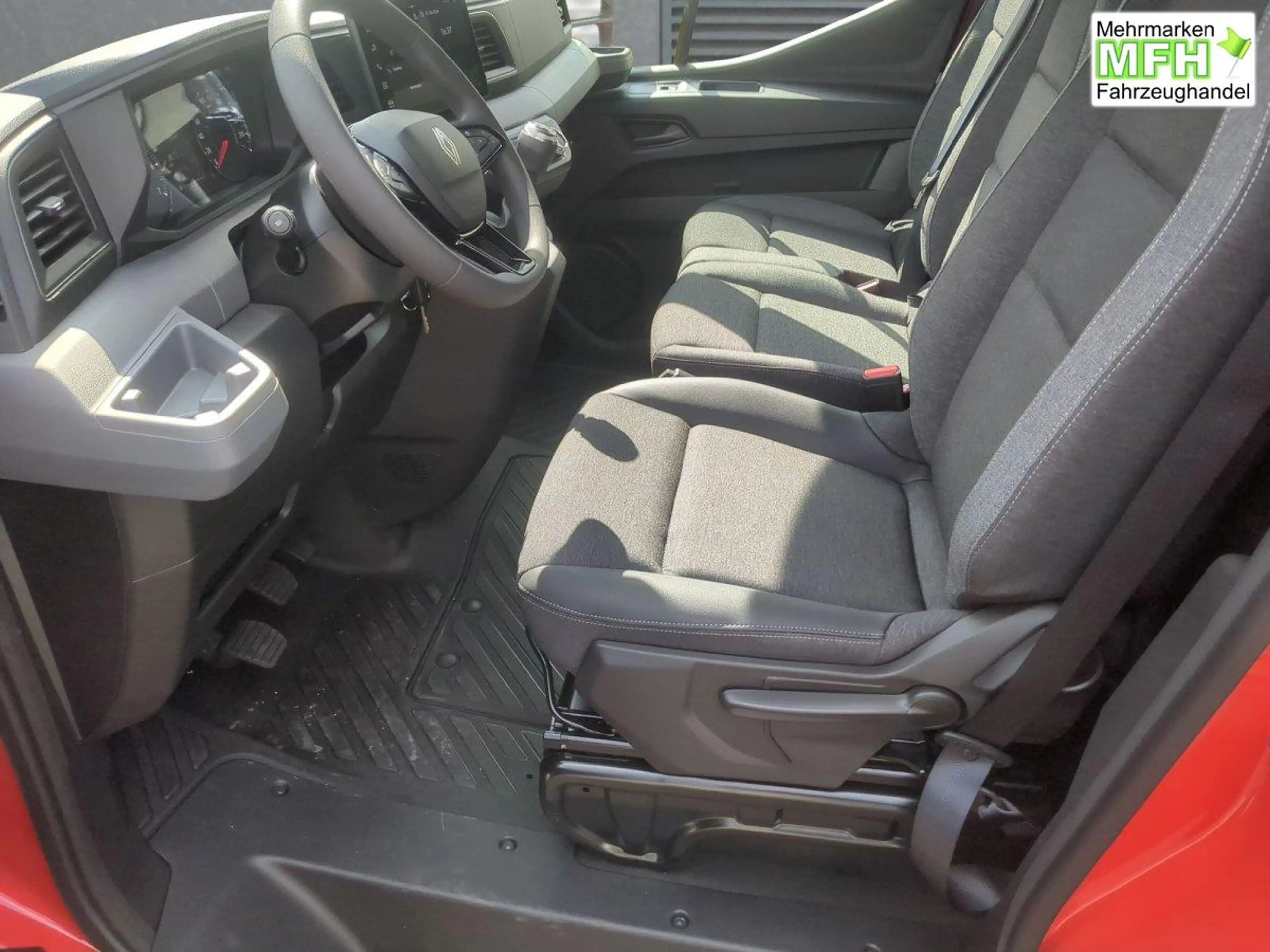Renault Master L2H2 AHK SHZ Extra dCi 170 3,5t 125 kW (170 PS)... — photo 3