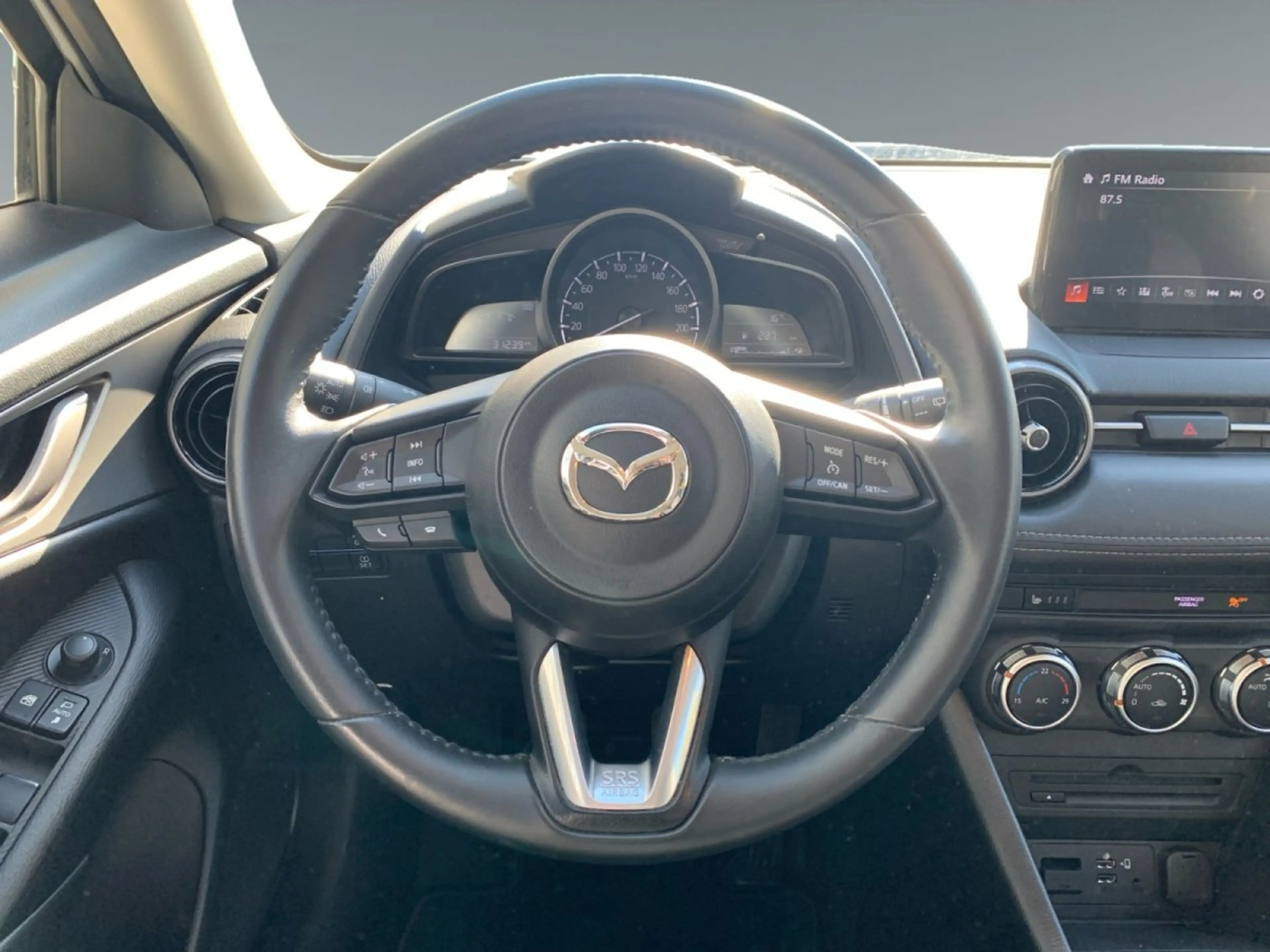 Mazda CX-3 2.0 SKYACTIV-G 121 EU6d Advantage NAVI — photo 12