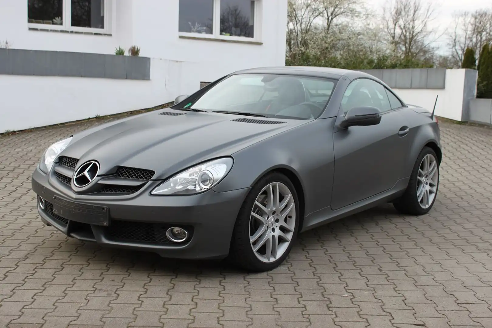 Mercedes-Benz SLK 200 Kompressor - Automatik-Navi-Leder Gris - 1