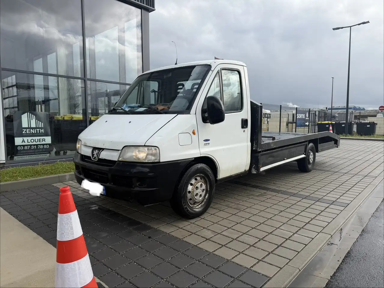 Peugeot Boxer 2.8 HDI 127 CH DEPANNEUSE