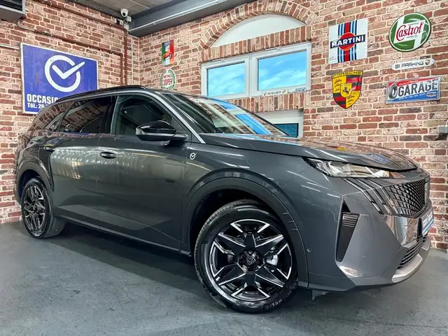 Peugeot 5008 5008 1.2 Hybrid 145cv Auto ALLURE (véhicule Neuf