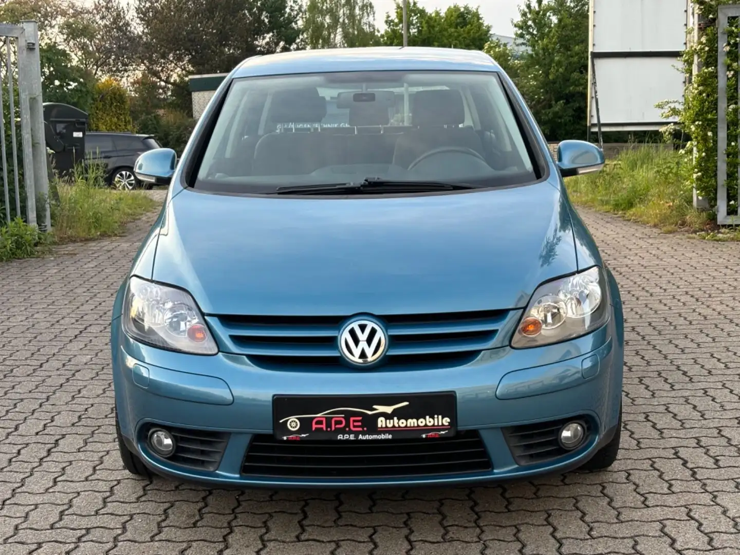Volkswagen Golf Plus 1.4 Klima 1Hand TÜV/AU NEU TOP ZUSTAND Blau - 2