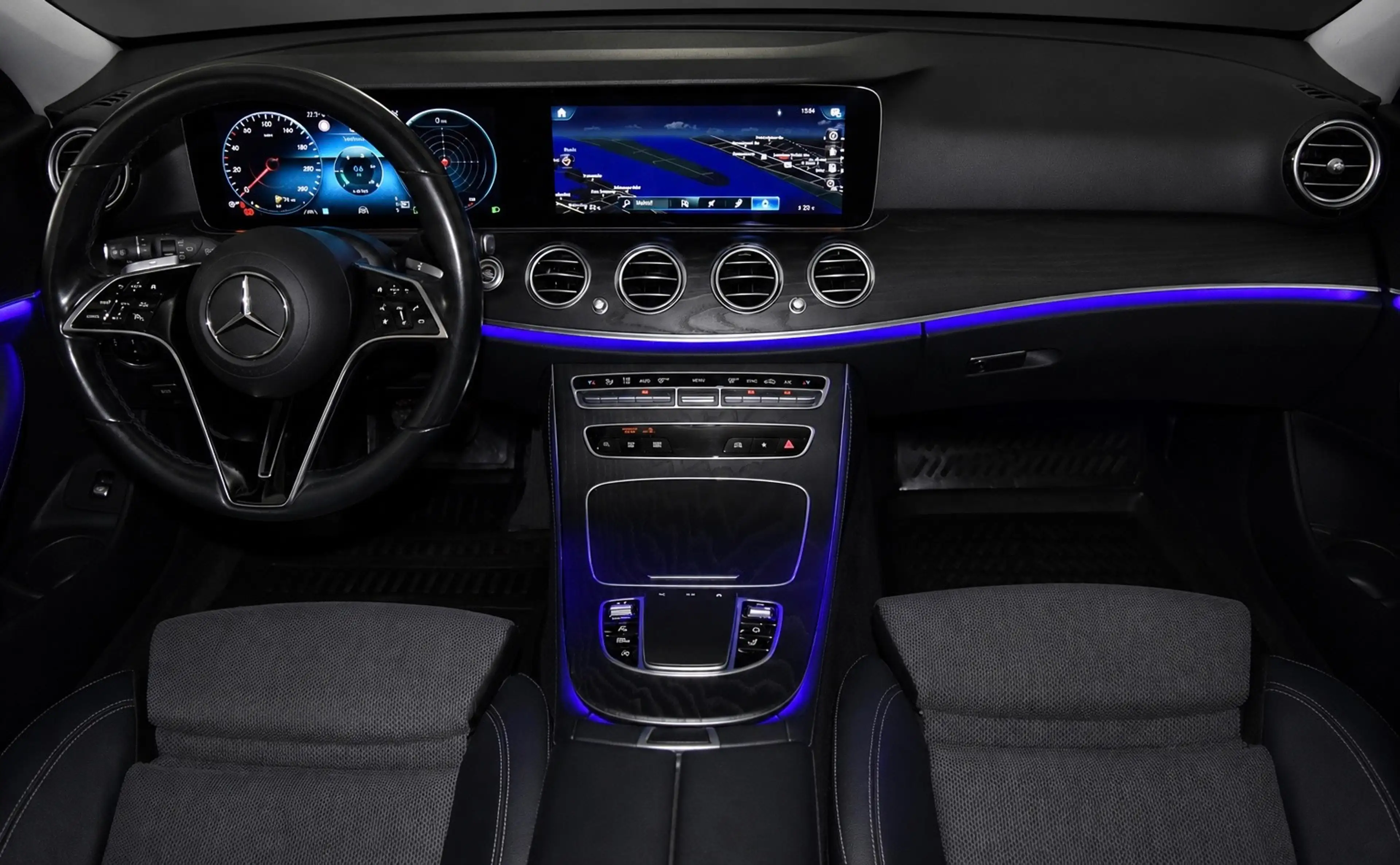 Mercedes-Benz E 400 d T 4M "NIGHTPAKET" WIDESCREEN DISTRONIC KAMERA! — photo 8