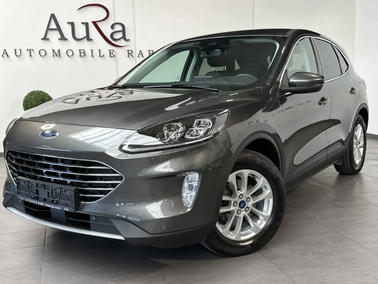 Ford Kuga 2.0 EB 4x4 Titanium X NAV+LED+AHK+B&O+17ZO Grau - 2