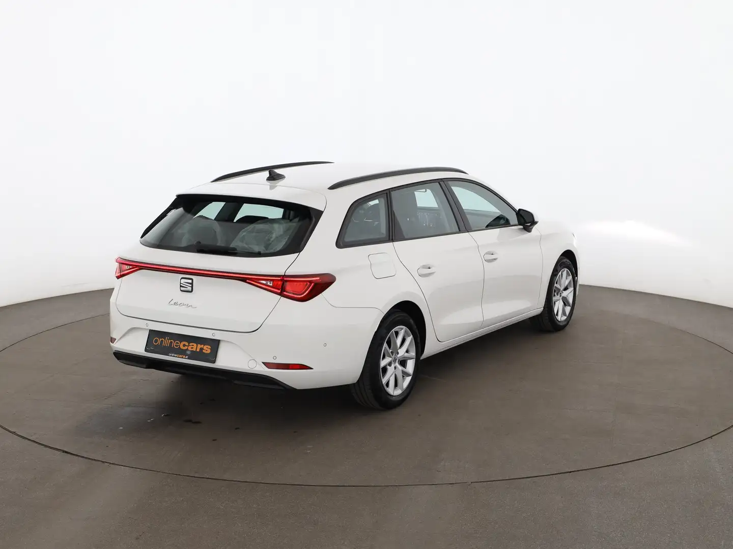 SEAT Leon ST 2.0 TDI Style Aut LED NAVI SITZHZG ASSIST Weiß - 2