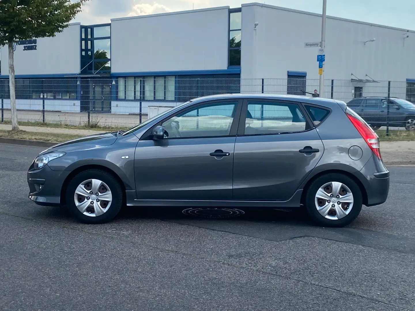 Hyundai i30 Classic*Klima*USB* Grau - 2